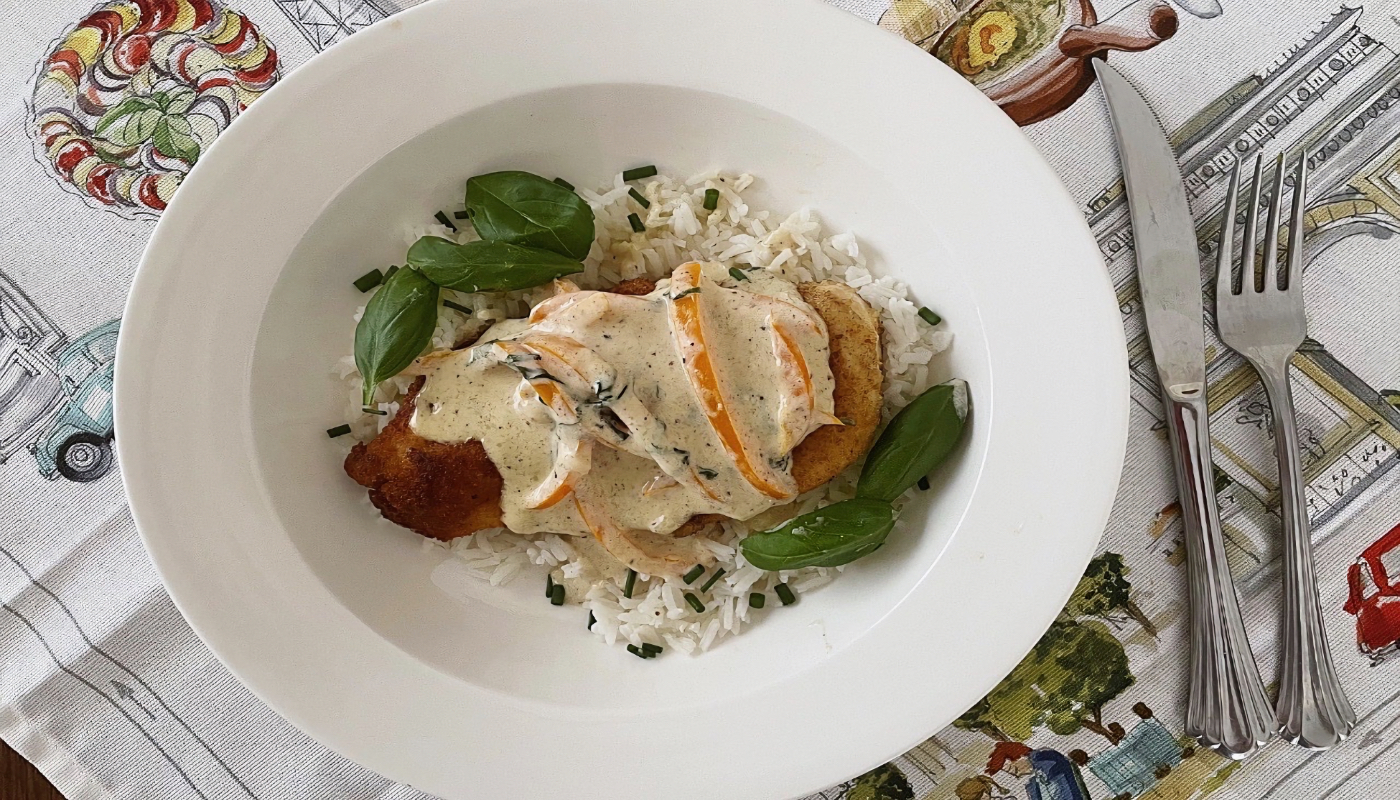 Chicken in Basil Cream on DarlenesTable.com