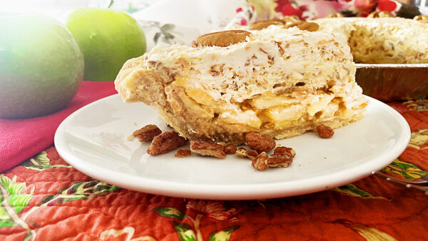 Southern Ambrosia Apple Pie on DarleneTable.com